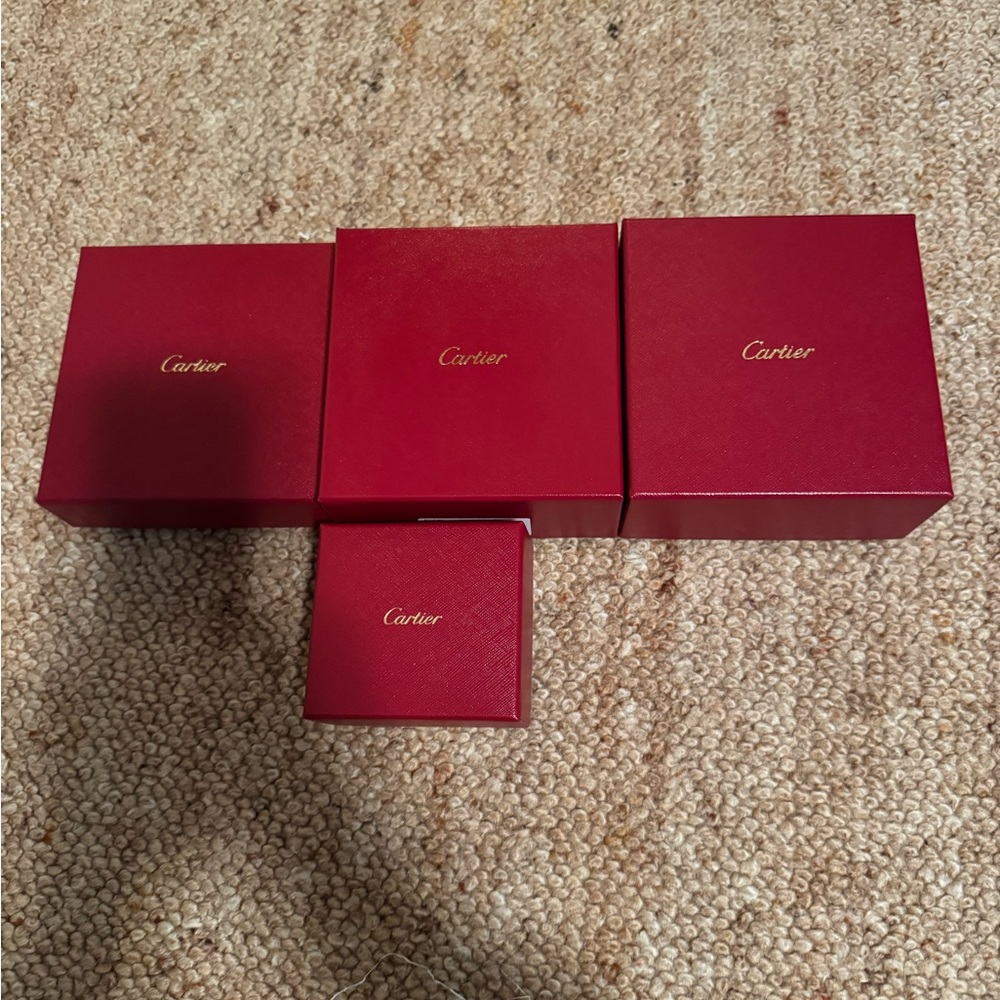 Cartier Luxurious Red Box Collection (4)